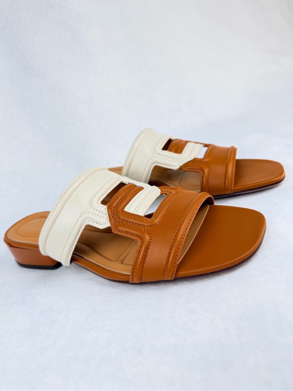 Franco Sarto Women’s MarinaSlide Sandals Size 6.5M Brown and Tan